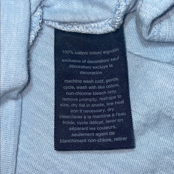 Tommy Hilfiger - Picture 6 of 8